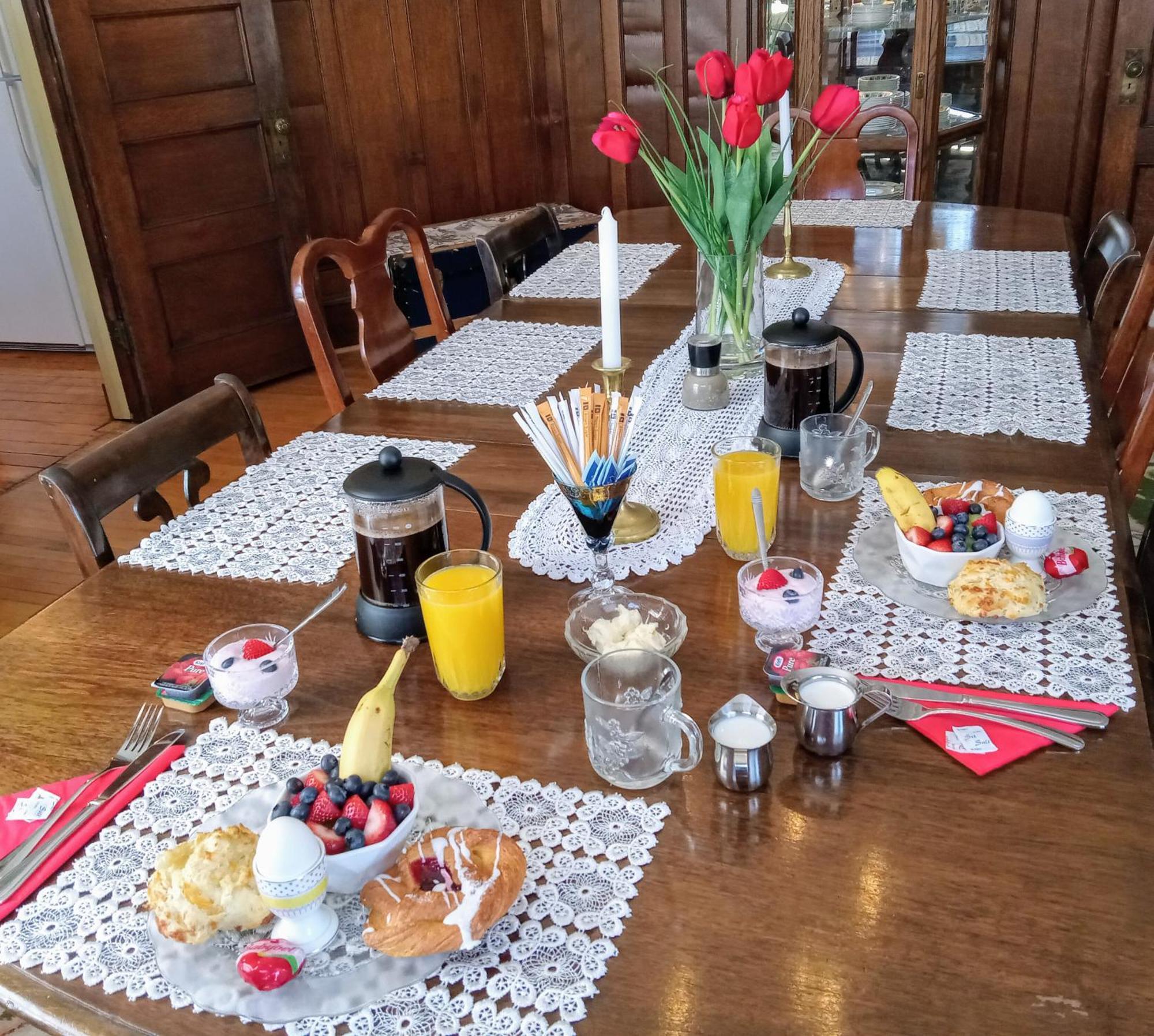 Ruby Manor Bed & Breakfast Gananoque Dış mekan fotoğraf